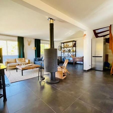 Апартаменты Large Chalet With Terrace And View In Briancon Экстерьер фото